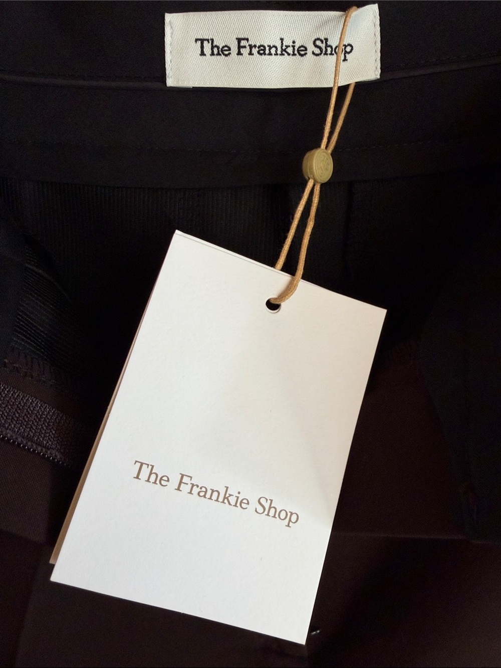 THE FRANKIE SHOP Maura Bermuda Shorts - Picture 9 of 16